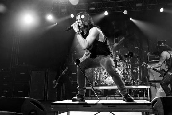 020---slash-featuring-myles-kennedy-and-the-conspirators.jpg